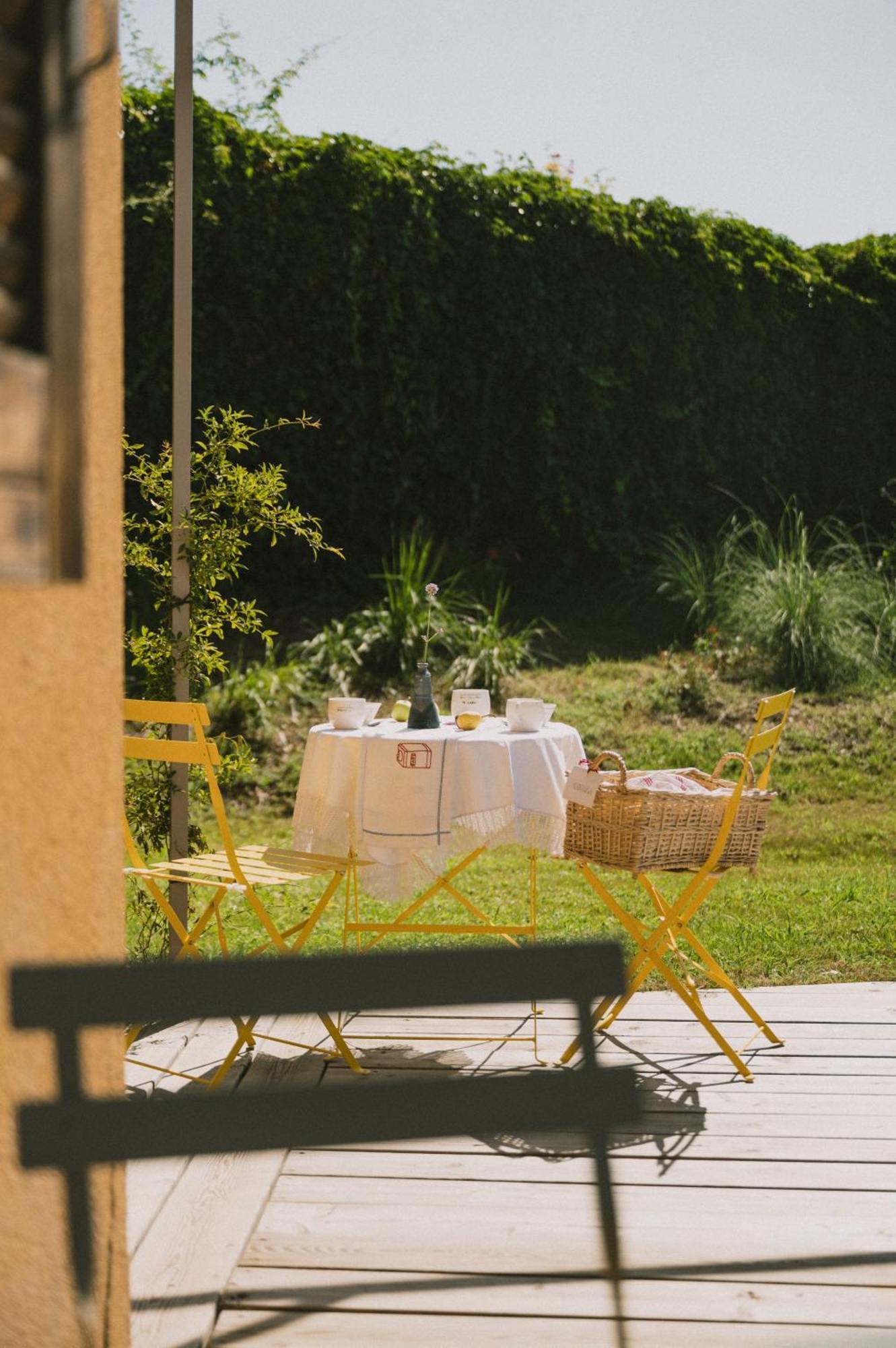 Bed and Breakfast Casa Kiko Pecetto Екстер'єр фото